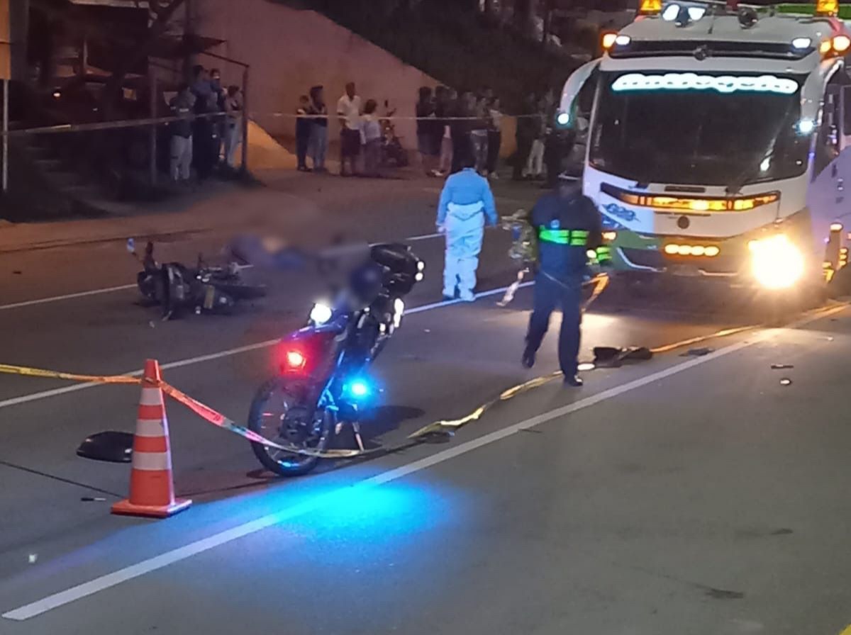 Un Muerto Dej Accidente De Tr Nsito En La Autopista A La Altura De