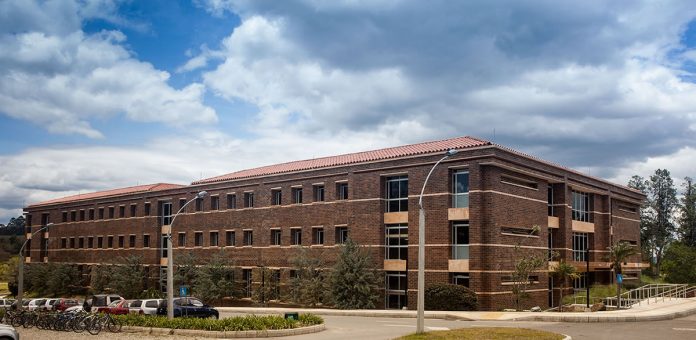 UNIVERSIDAD_DE_ANTIOQUIA_SECCIONAL_ORIENTE