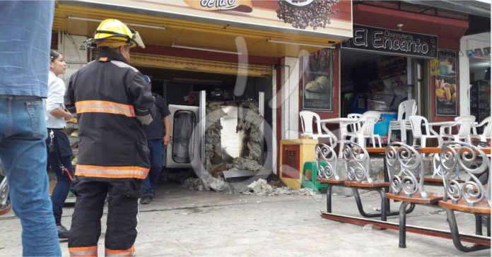 whatsapp-image-2017-03-24-at-11-24-51-am