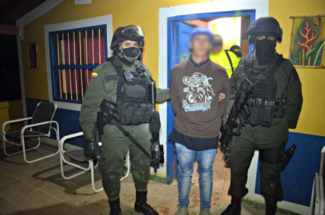 Cayeron 28 integrantes de “La Oficina” en San Vicente 6