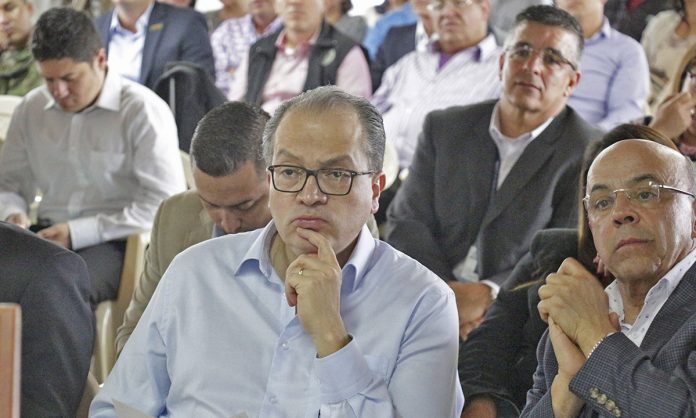 procurador - Fernando Carrillo