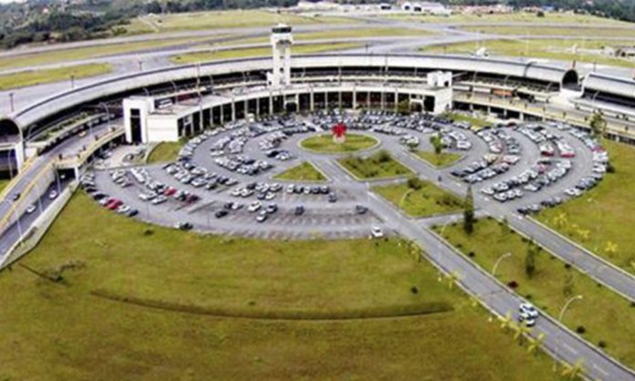 aeropuerto-1 Requisitos para viajar de Colombia hacia Estados Unidos.
