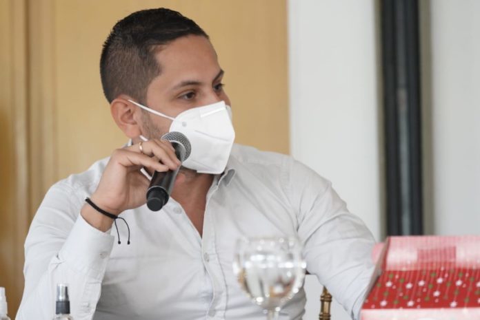 whatsapp-image-2021-01-25-at-12-01-01-pm-696x465