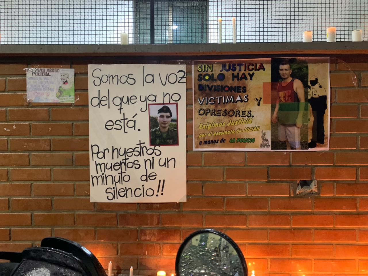 Manifestacion-Julian-Alvarez-La-Unión Manifestación por la muerte de Julián Álvarez en el comando de Policía de La Unión.