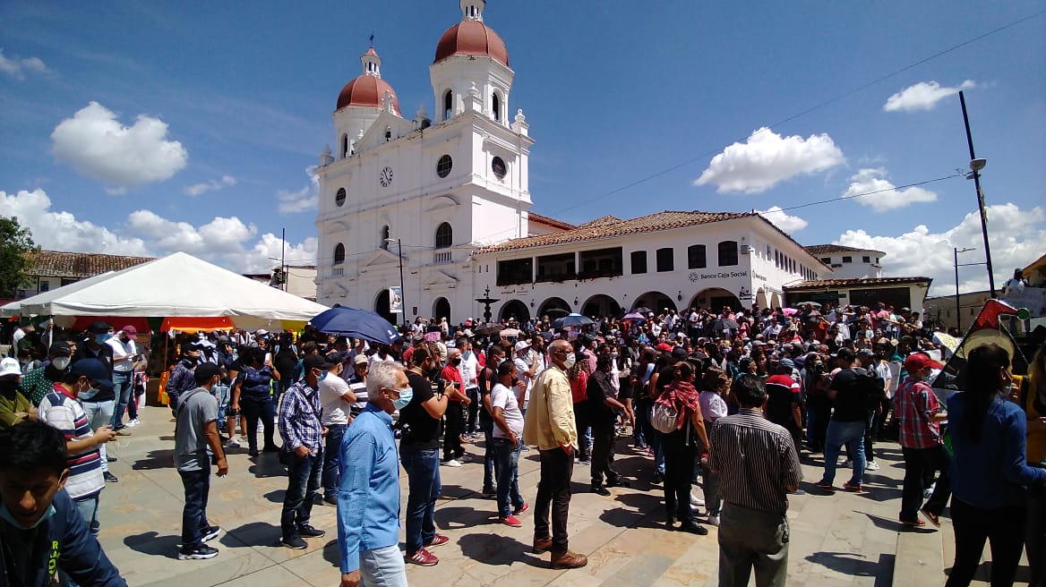 Manifestación contra Sitirio