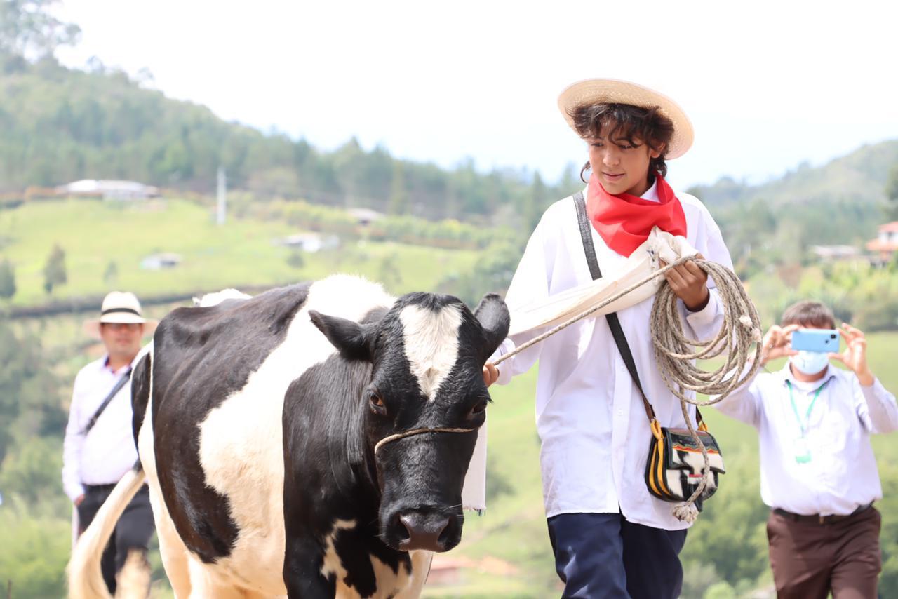 WhatsApp-Image-2021-12-09-at-4.50.13-PM-1