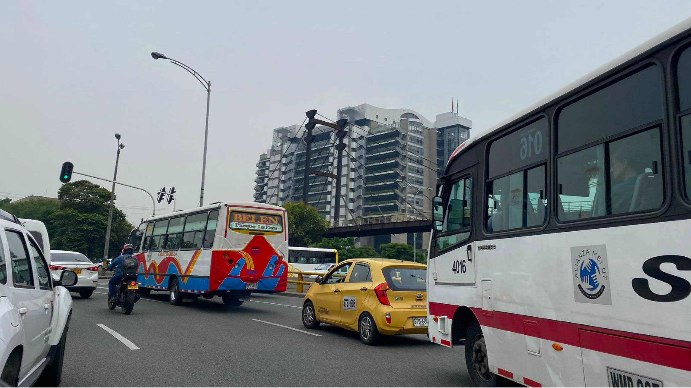 web-23-via-pico-y-placa-medellin