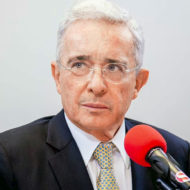 alvaro-uribe-reforma