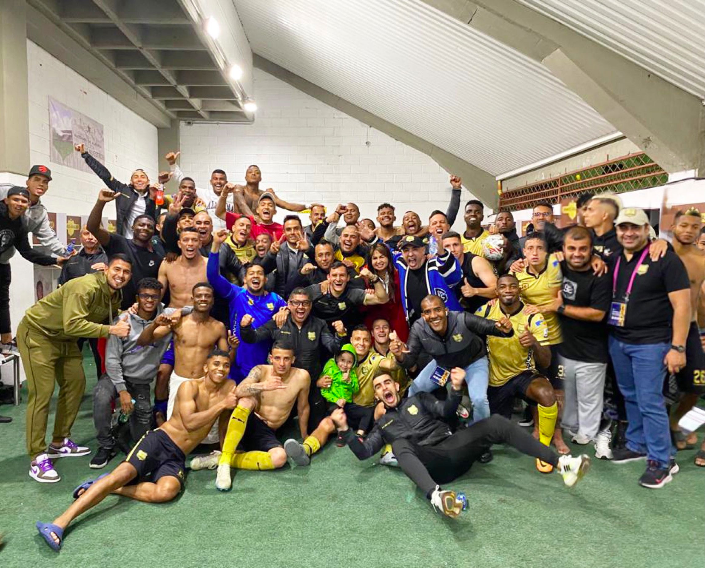 web-23-aguilas-doradas-clasificado aguilas-doradas-clasificado