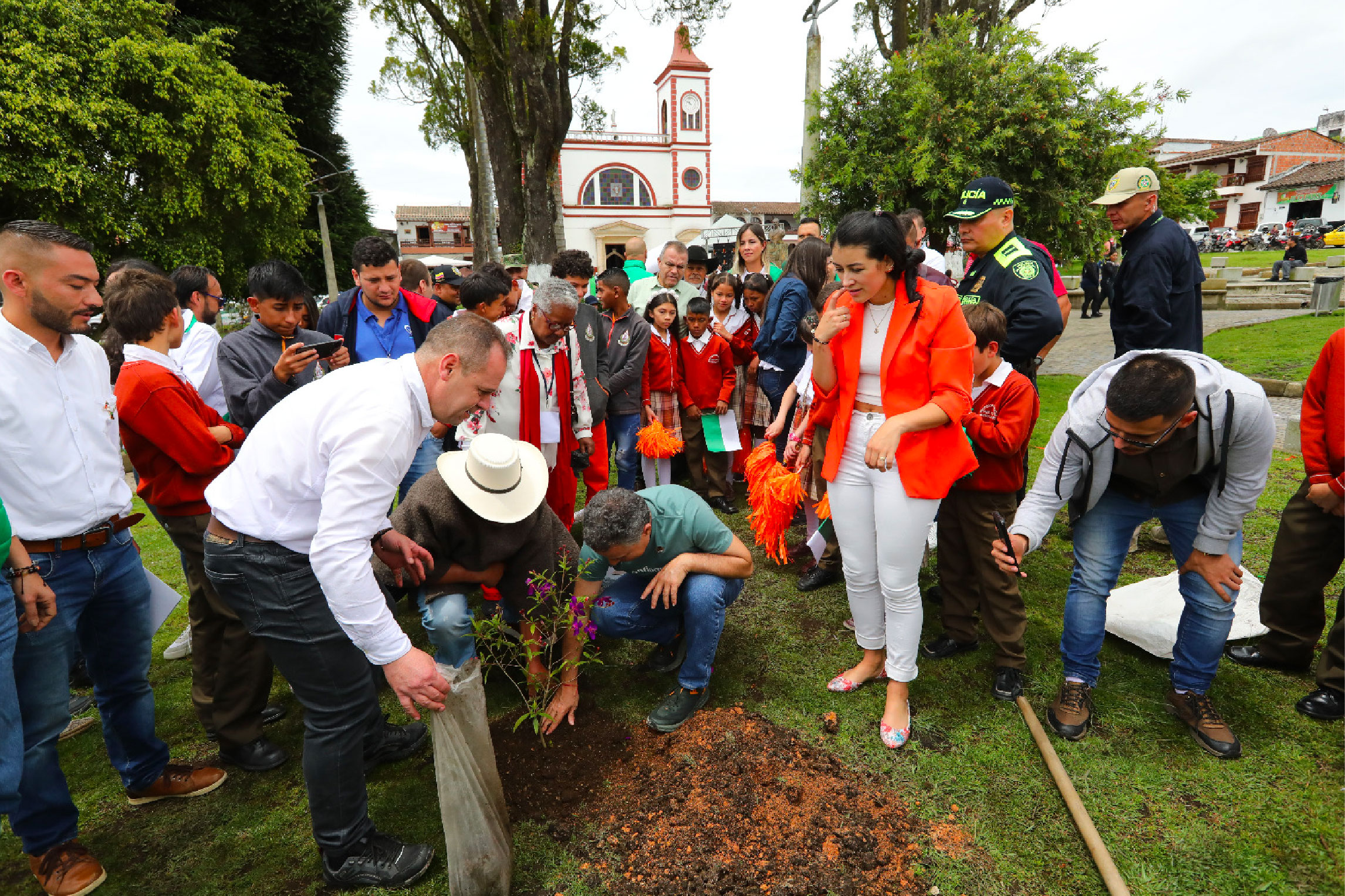 web-23-gobernador-anibal-gaviria-la-union gobernador-anibal-gaviria-la-union
