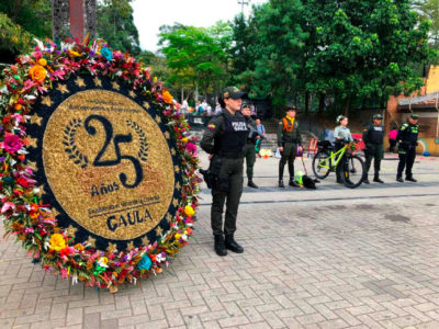 policia-feria-de-las-flores