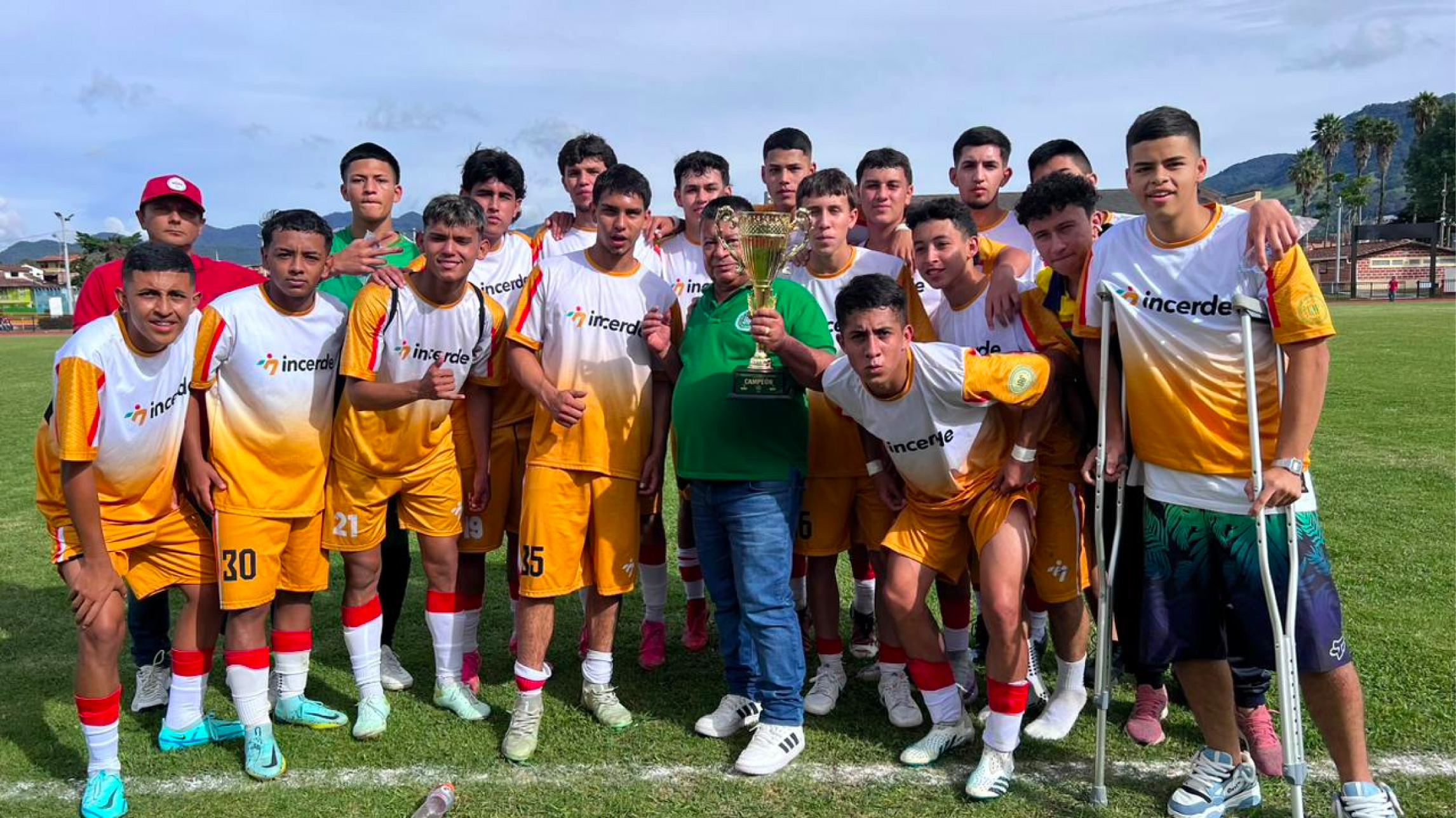 web-la-ceja-campeon-sub-18