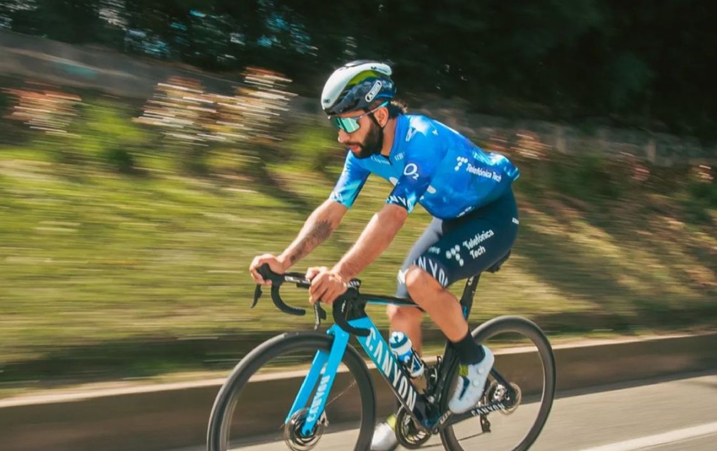 web-24-fernando-gaviria-gana