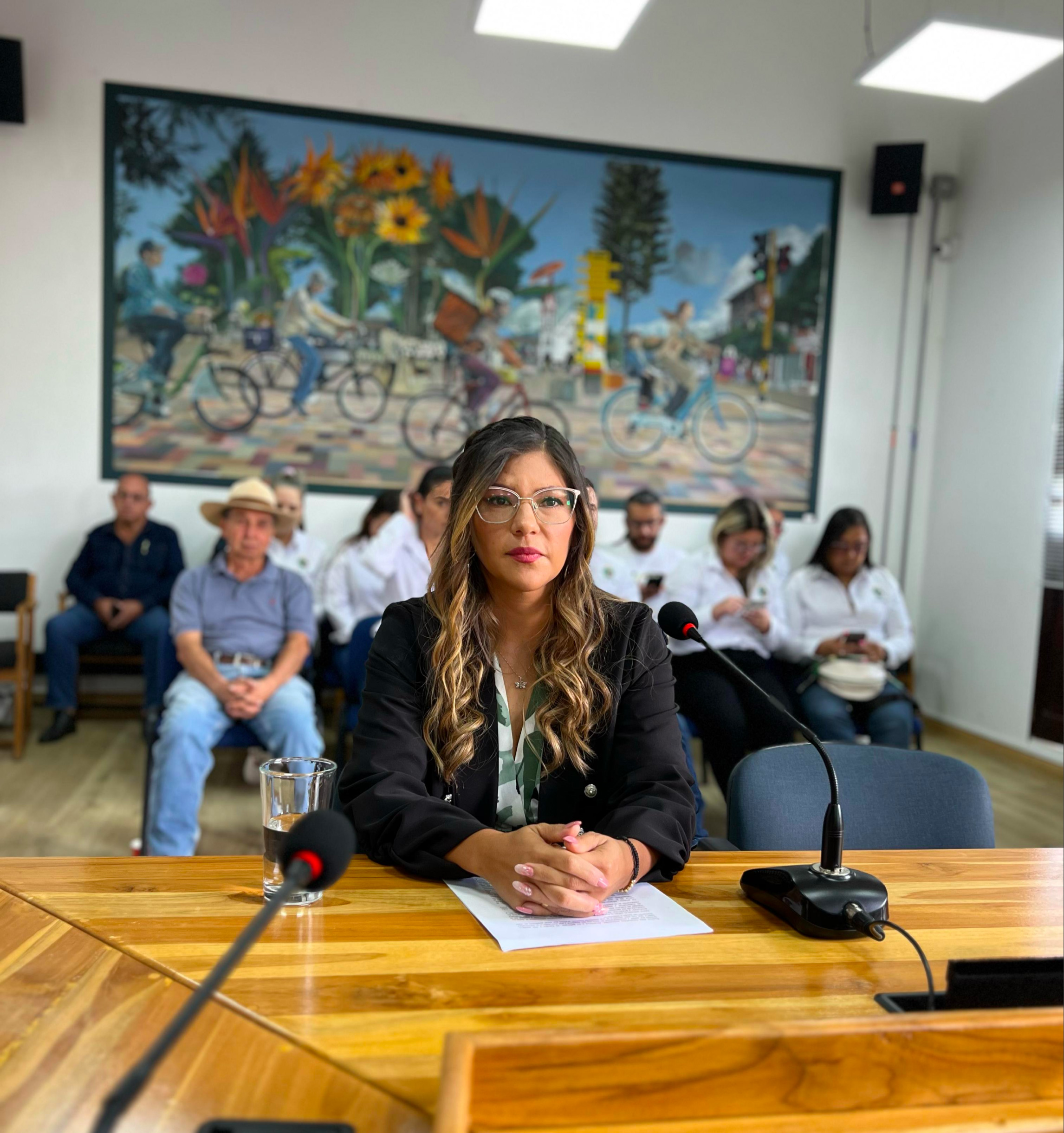 web-concejo-la-ceja-posesiono-nueva-personera