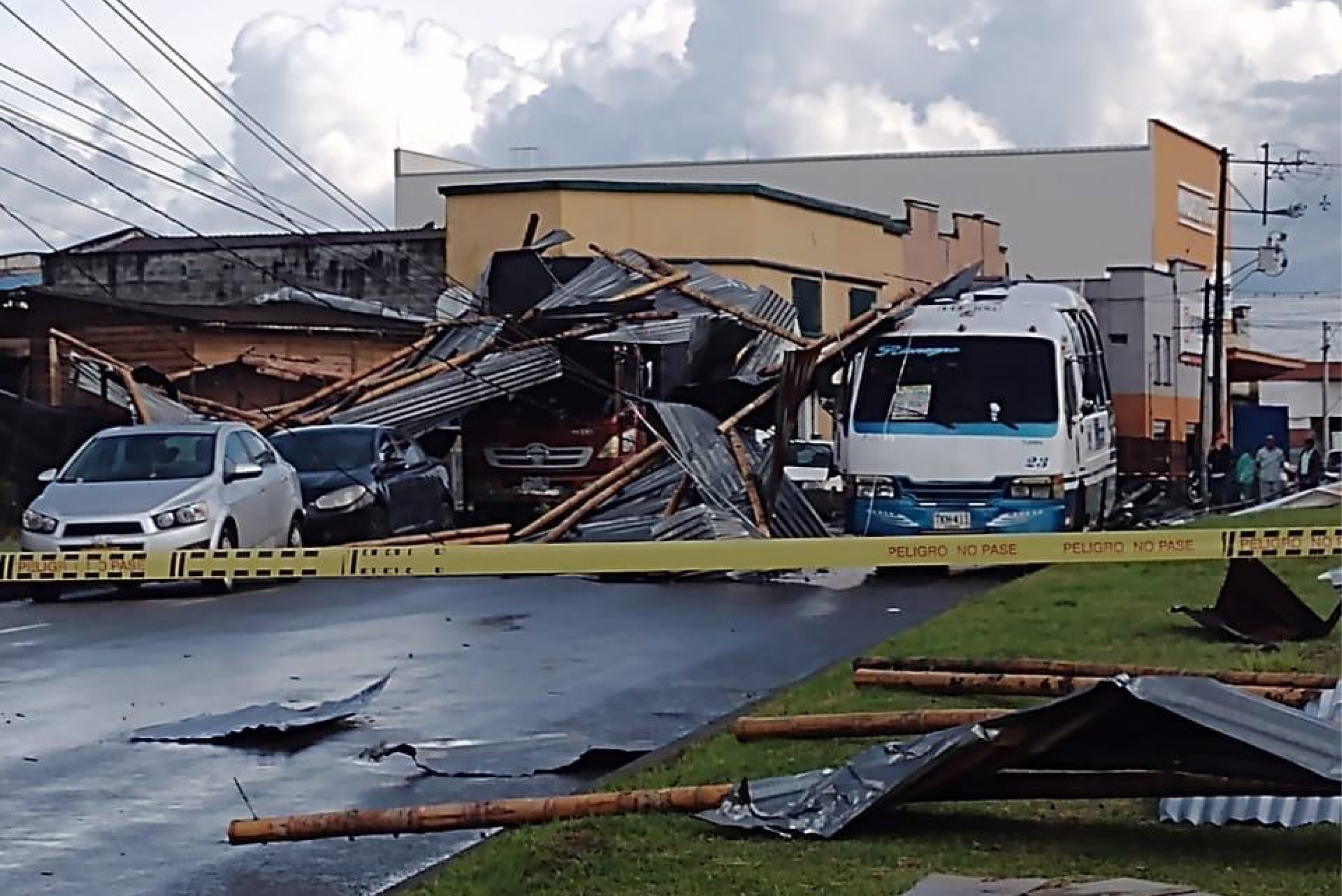 Primer balance tras la tormenta en Rionegro: varias viviendas afectadas
