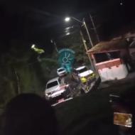 Policía y cuerpos de emergencia en la escena del crimen en la vereda Cabeceras de Rionegro