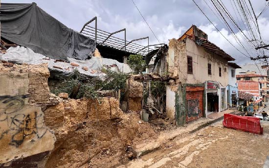 MinCultura se compromete a salvar el patrimonio físico con riesgo de colapso en Antioquia