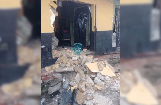 ”Estaban borrachos”: vehículo colisionó contra una vivienda en Rionegro