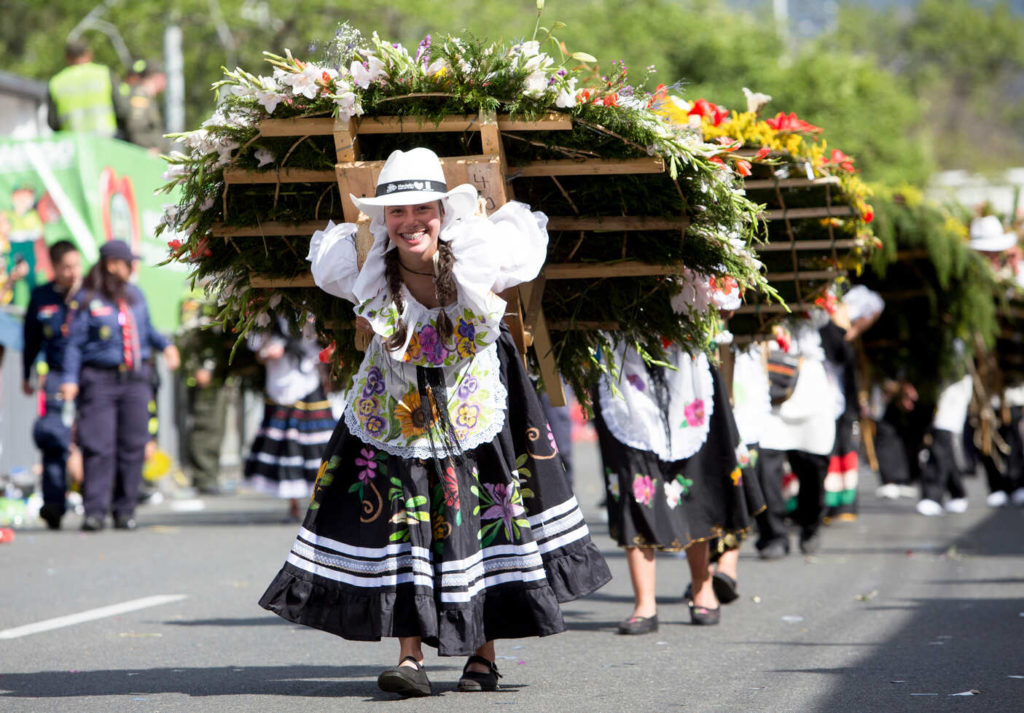 FERIA DE LAS FLORES COOMOTOR4