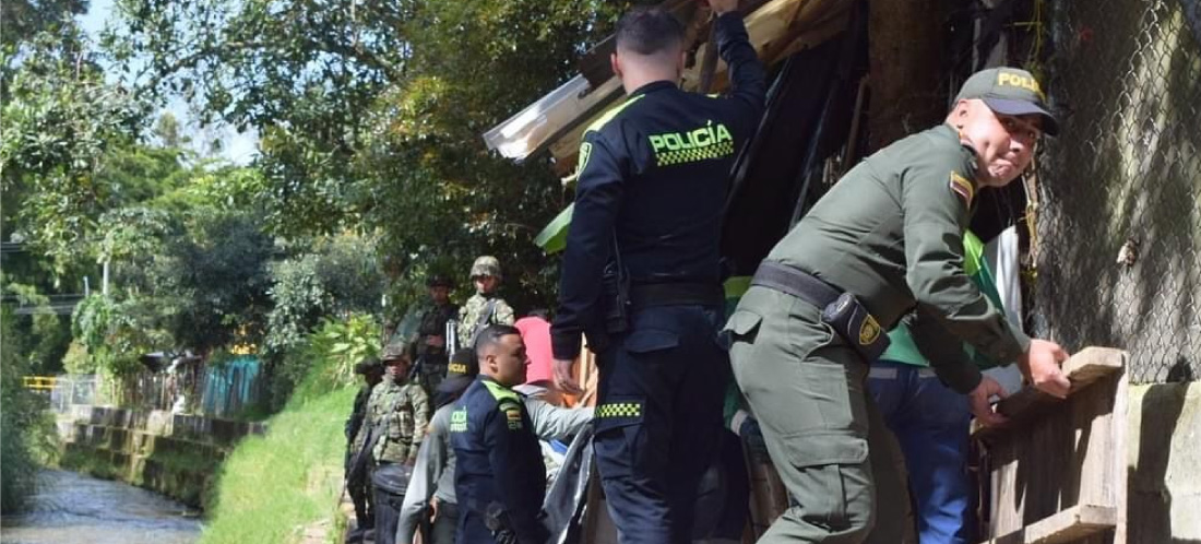 Alcaldía de El Retiro y autoridades desmontaron cambuches en el municipio