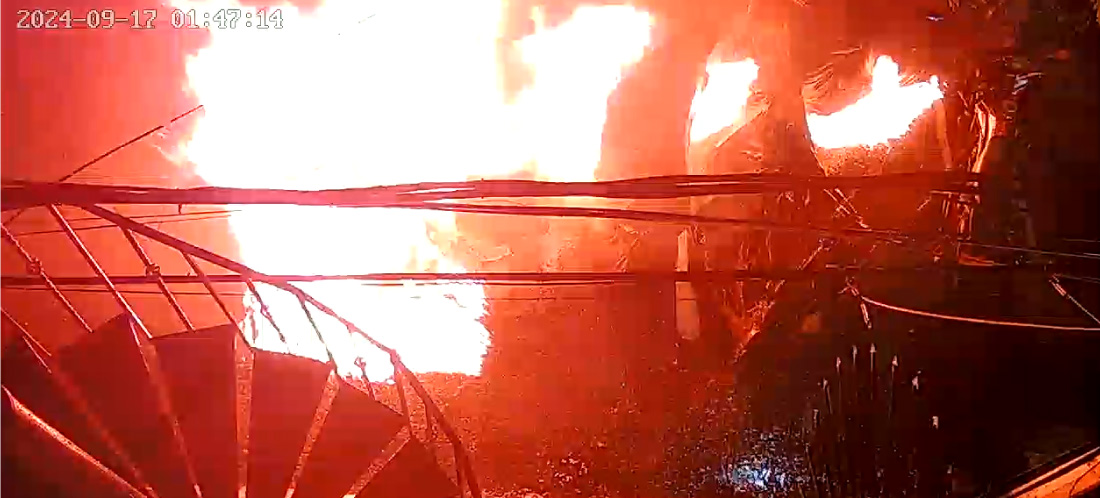 En video: Hombre incendió siete vehículos en Medellín