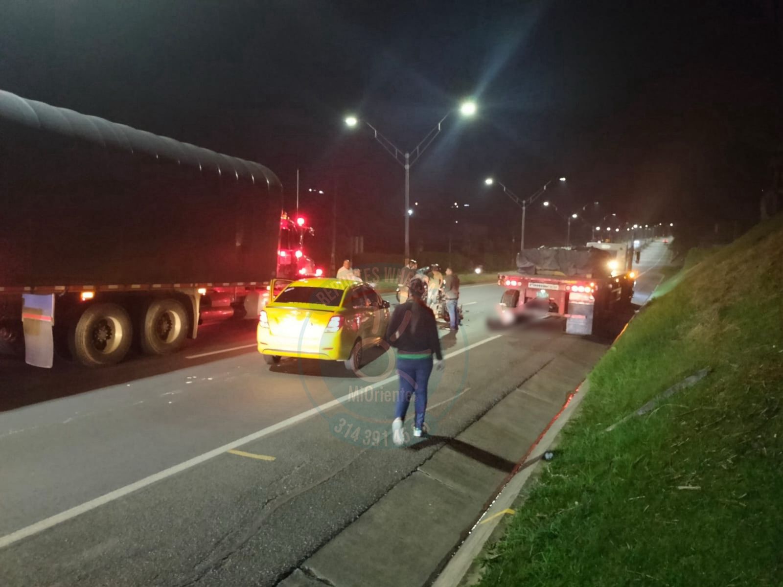 Grave accidente de tránsito en la Autopista deja un motociclista muerto