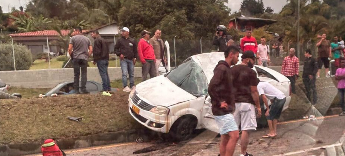 En video: varias personas resultaron heridas tras accidente en la Autopista, a la altura de San Vicente