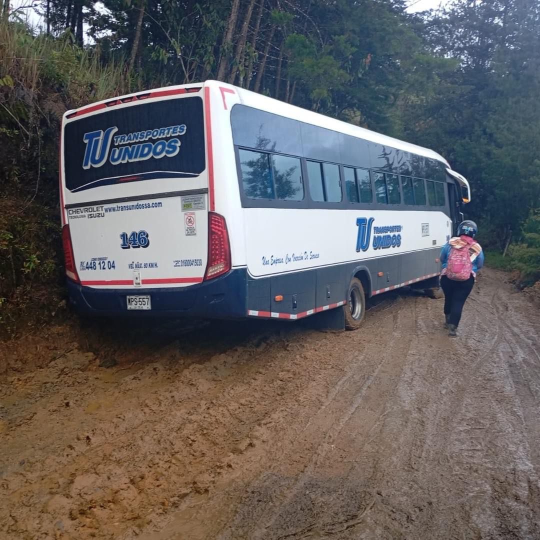 Mal estado de vía Pantanillo - Abejorral obliga a Transunidos a suspender el servicio