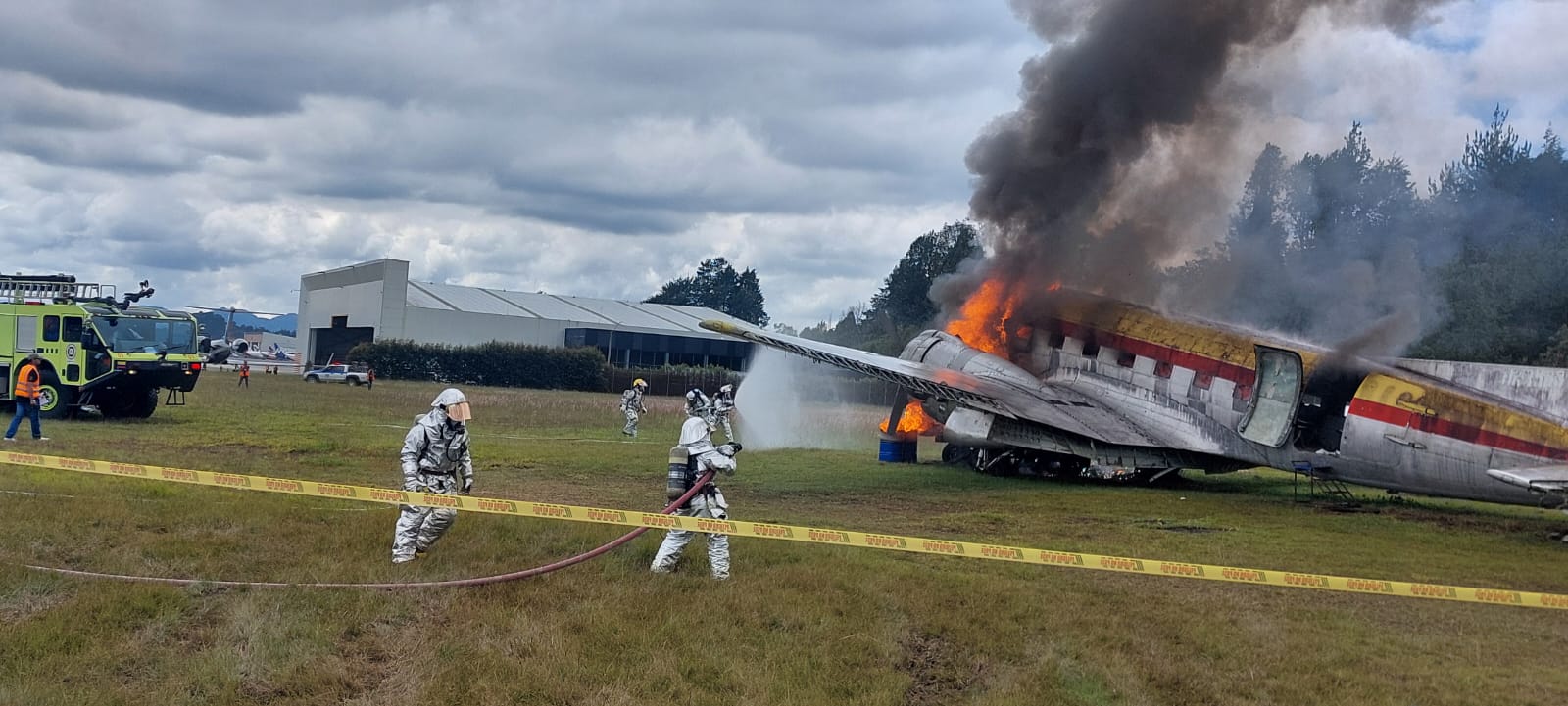 Exitoso simulacro en el aeropuerto de Rionegro: Secuestro de un avión y explosiones