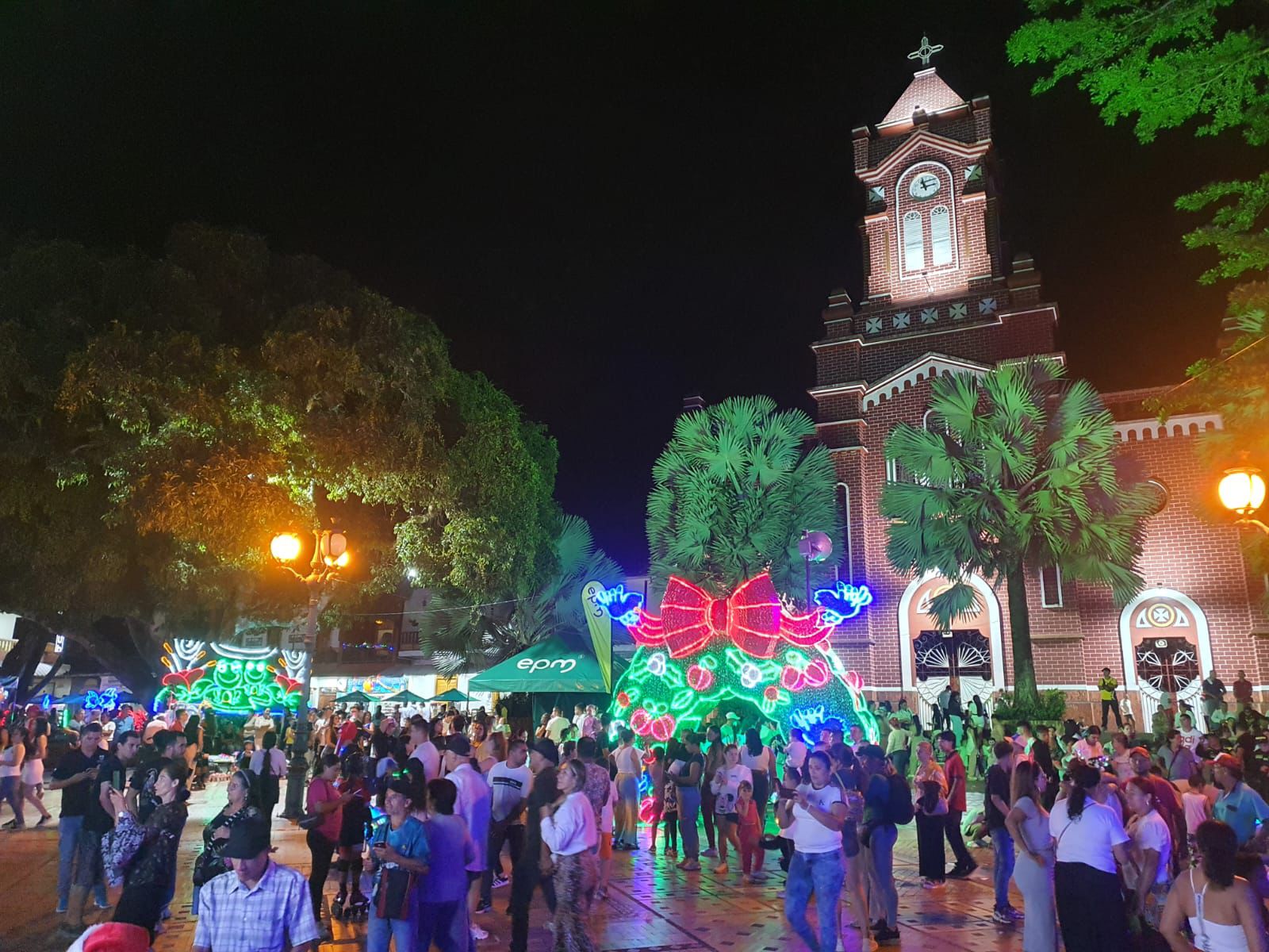 Encendido de Alumbrados Navideños en el Oriente: agéndese para que vea los shows en vivo