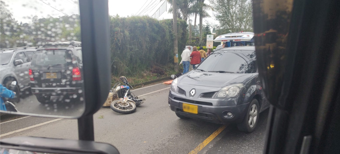 Accidente de tránsito en la vía La Ceja - Rionegro deja una persona muerta