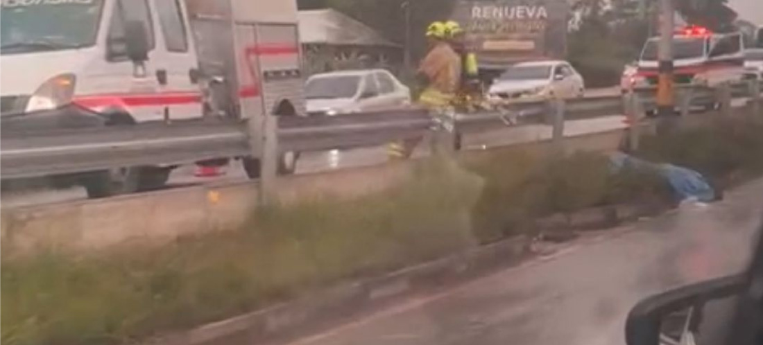 Motociclista murió en un accidente en la vía Glorieta Aeropuerto- Sajonia; el Túnel de Oriente está cerrado