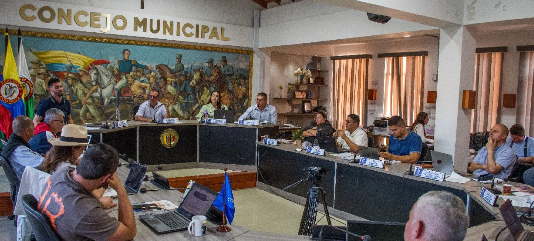 Estos son los proyectos banderas que presentó el alcalde de El Santuario en la instalación de sesiones del concejo