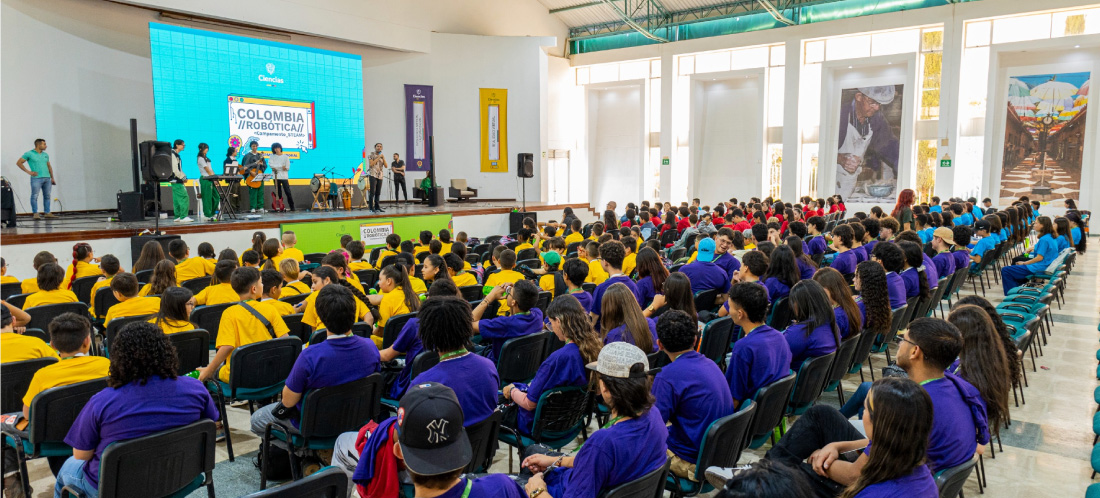 El Carmen de Viboral acoge el Campamento Steam Colombia Robótica 2024 con la participación de cerca de 300 niños y jóvenes