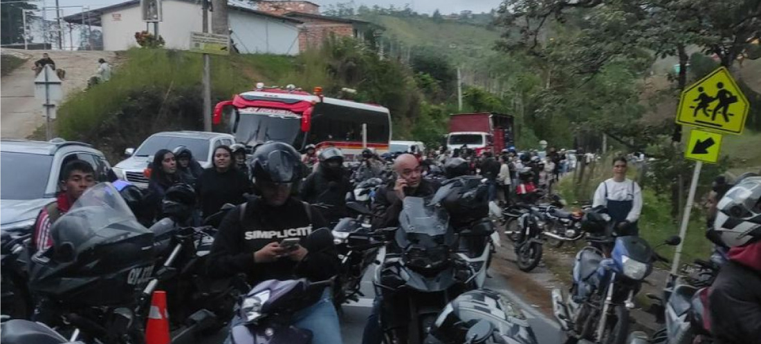 Muere motociclista en la vía Marinilla-El Peñol; se presenta caos vehicular