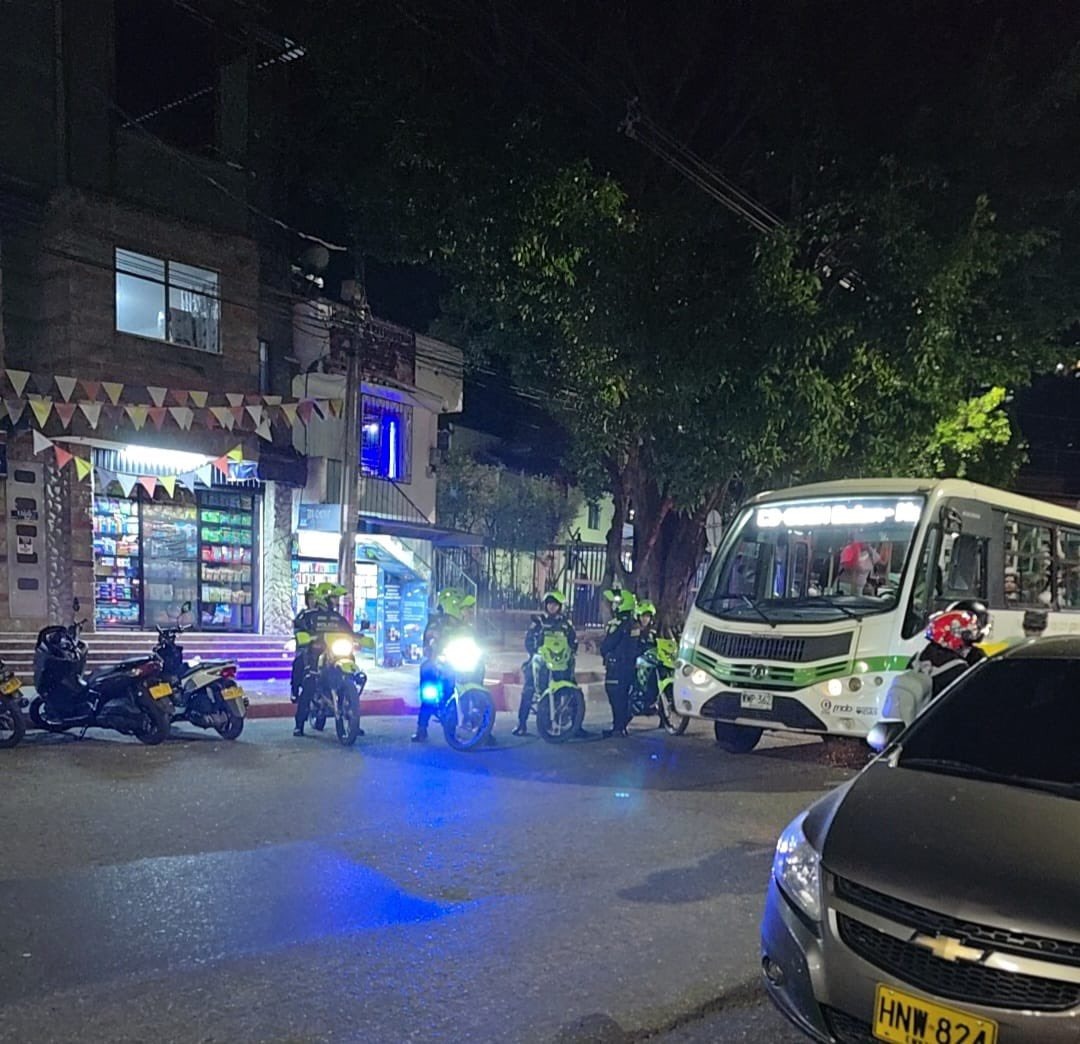 Banda Los Joaquinillos habría ordenado un “toque de queda nocturno” en Medellín: Alcaldía lo desmiente 