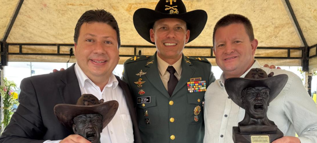 Ejército celebró el Día de San Jorge con eucaristía y reconocimiento a alcaldes del Oriente antioqueño