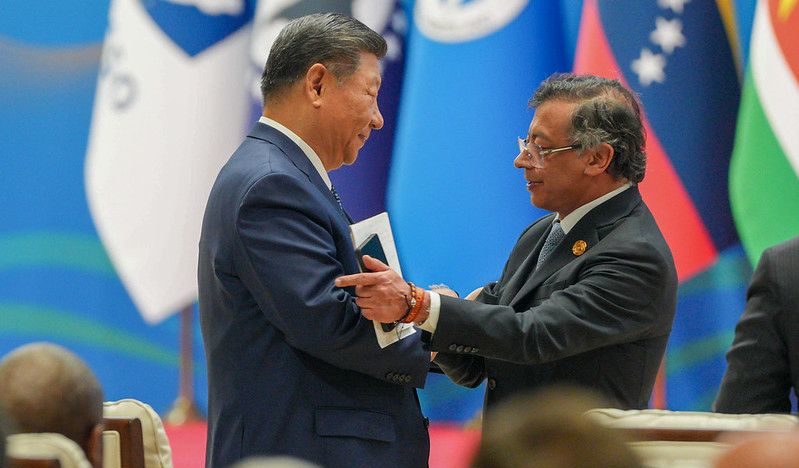 Presidente de China anima a los países de Latinoamérica y el Caribe a que rechacen las injerencias externas