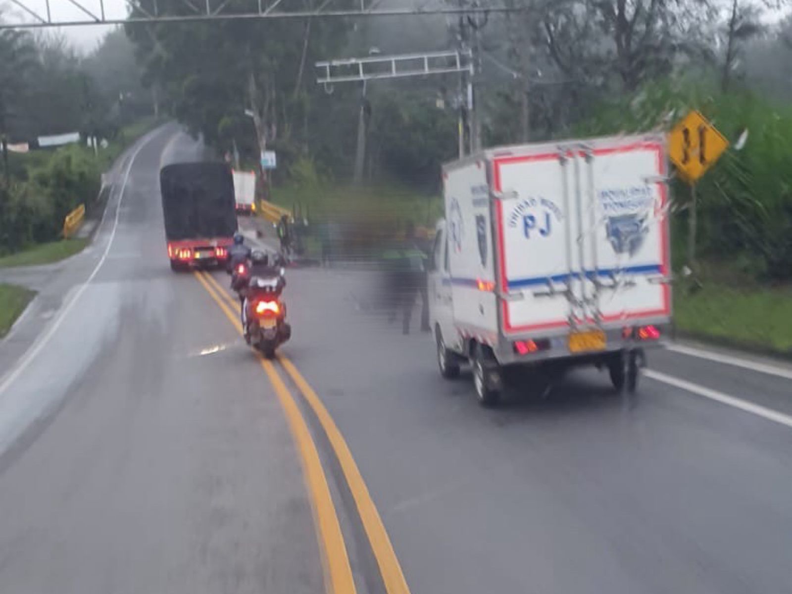 Colisión de motos en la vía Rionegro-La Ceja deja una persona muerta