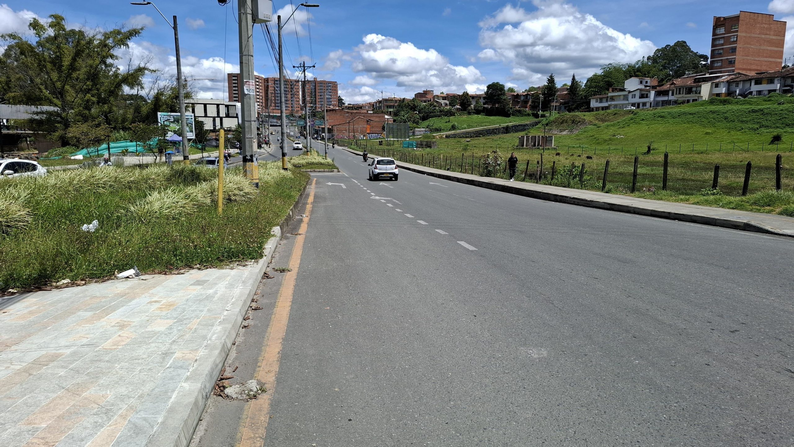 Inician obras del reductor de velocidad tipo pompeyano en la avenida Galán de Rionegro: habrá cierres y desvíos