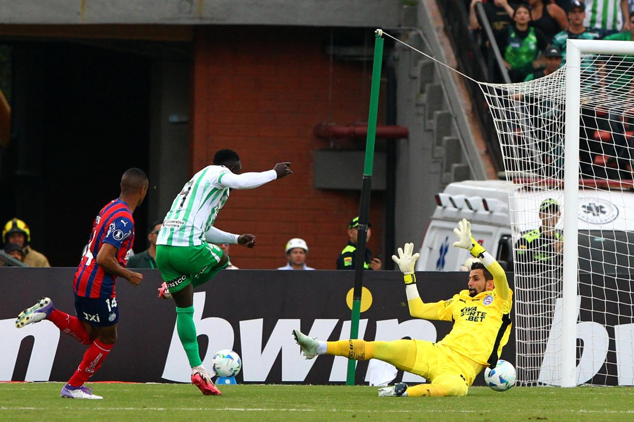 Atlético Nacional derrotó a Bahía y puso un pie en los octavos de final de la Copa Libertadores 