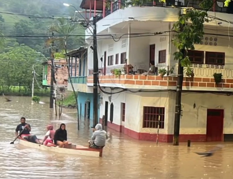 Temporada de lluvias ha dejado más de 280 emergencias y el cierre de nueve vías en Antioquia