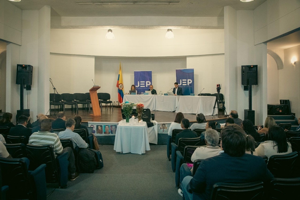 Ante la JEP comparecen 43 exintegrantes del Ejército por falsos positivos en el Valle de Aburrá