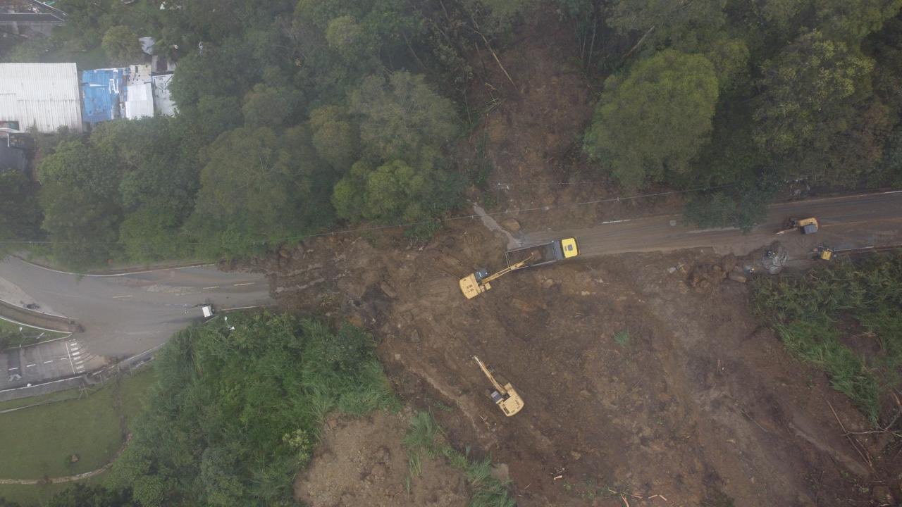 Suspendieron dos construcciones irregulares que habrían propiciado el derrumbe en Los Balsos: habrá sanciones