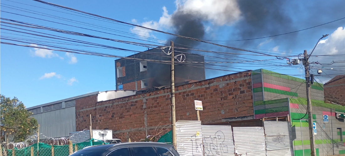 Controlaron incendio en barrio San Cayetano de La Ceja: dejó pérdidas materiales