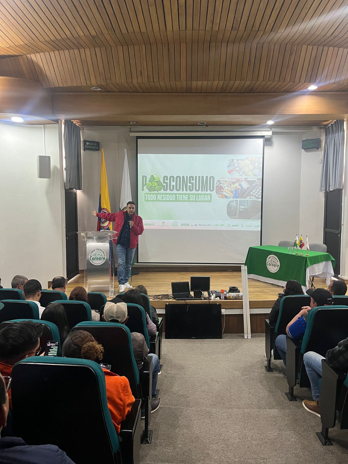 Cornare impulsa campaña regional de recolección de residuos posconsumo para fortalecer la economía circular