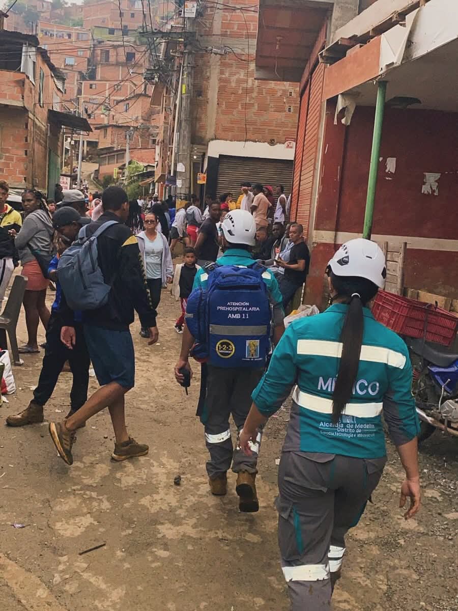 ¡Atención! Autopista Medellín-Bogotá, cerrada desde el peaje para atención de emergencia en Bello