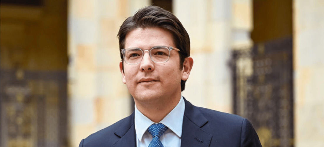 Centro Democrático condenó atentado contra Miguel Uribe: “solidaridad con su esposa Claudia y su hijo”