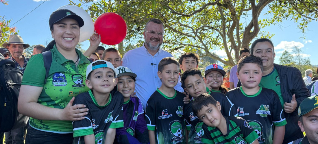 Inició la construcción de un nuevo escenario deportivo en Rionegro: quedará en Cabeceras