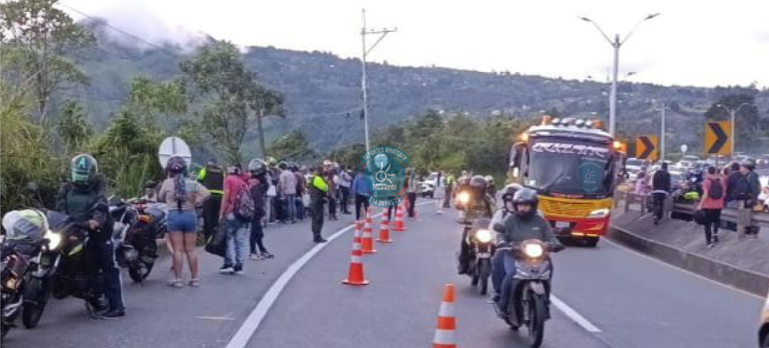 Tragedia en la Autopista Medellín - Bogotá: tres personas fallecidas, entre ellas un menor de edad, tras grave accidente